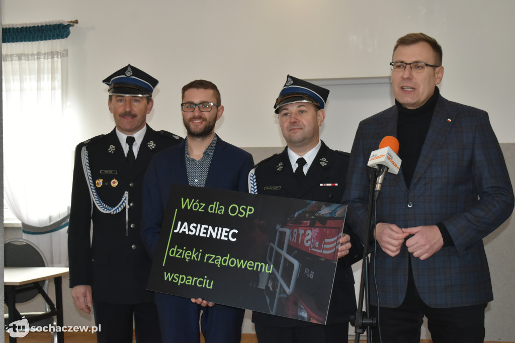 OSP Jasieniec i OSP Kamion z promesami na nowe wozy