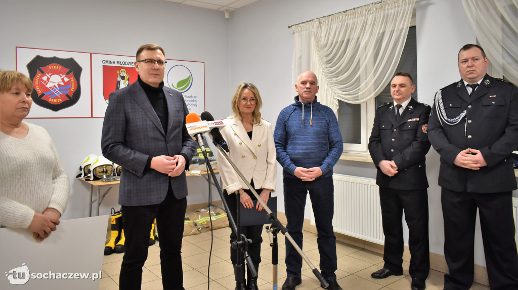 OSP Jasieniec i OSP Kamion z promesami na nowe wozy