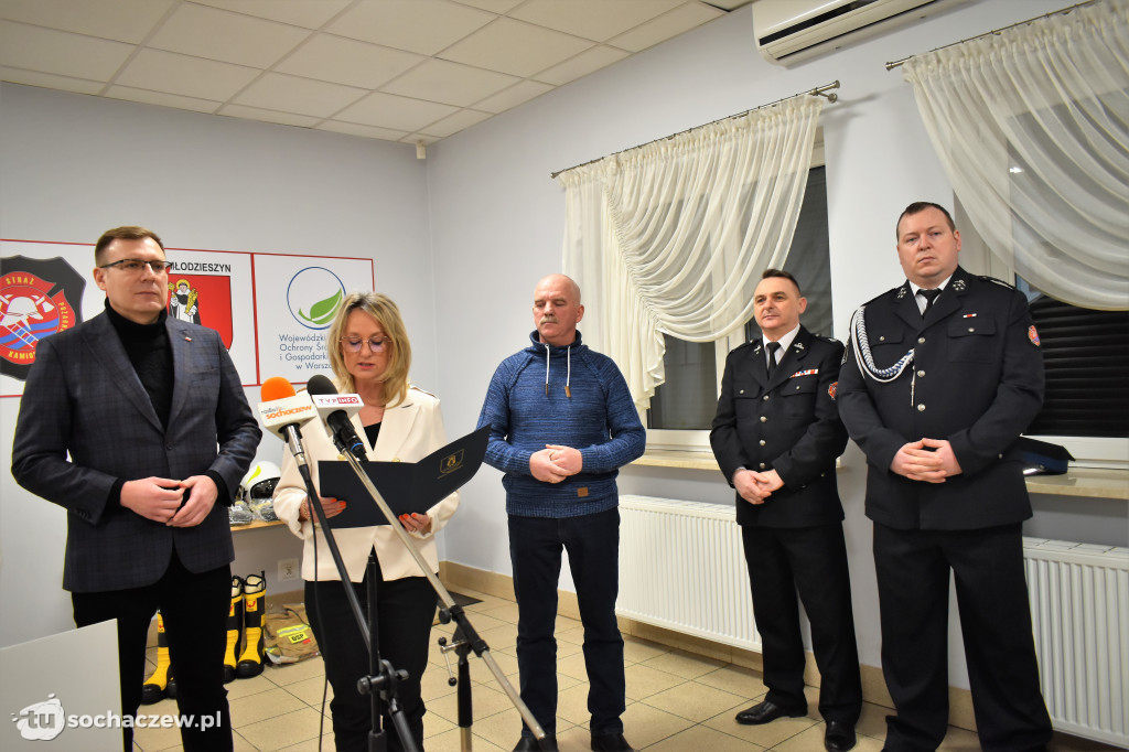 OSP Jasieniec i OSP Kamion z promesami na nowe wozy