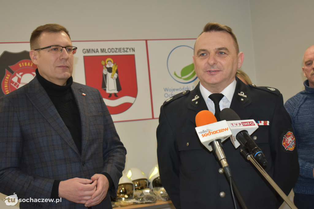 OSP Jasieniec i OSP Kamion z promesami na nowe wozy