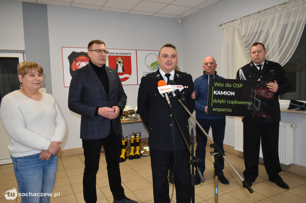 OSP Jasieniec i OSP Kamion z promesami na nowe wozy