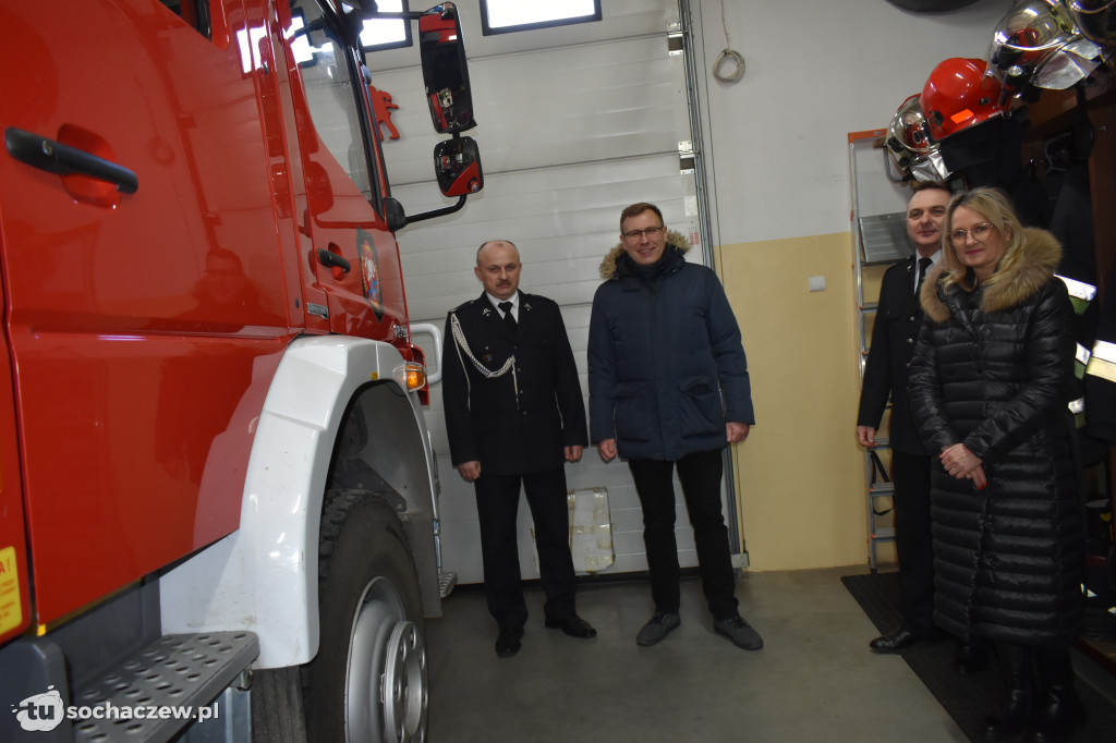 OSP Jasieniec i OSP Kamion z promesami na nowe wozy