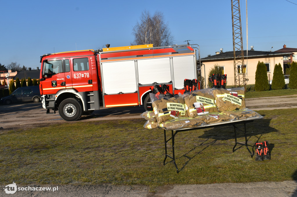 Nowe mundury dla OSP Teresin