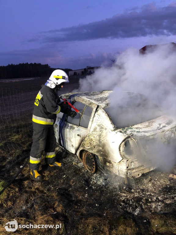 Pożar auta w Łaziskach