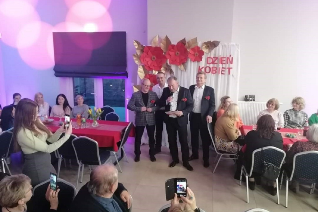 KGW Żdżarów podjęło kobiety