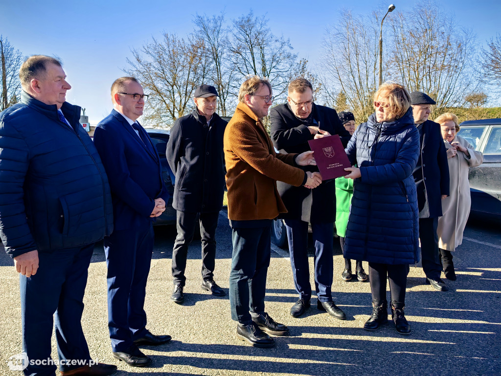 Umowa na rozbudowę parkingu przy szpitalu podpisana
