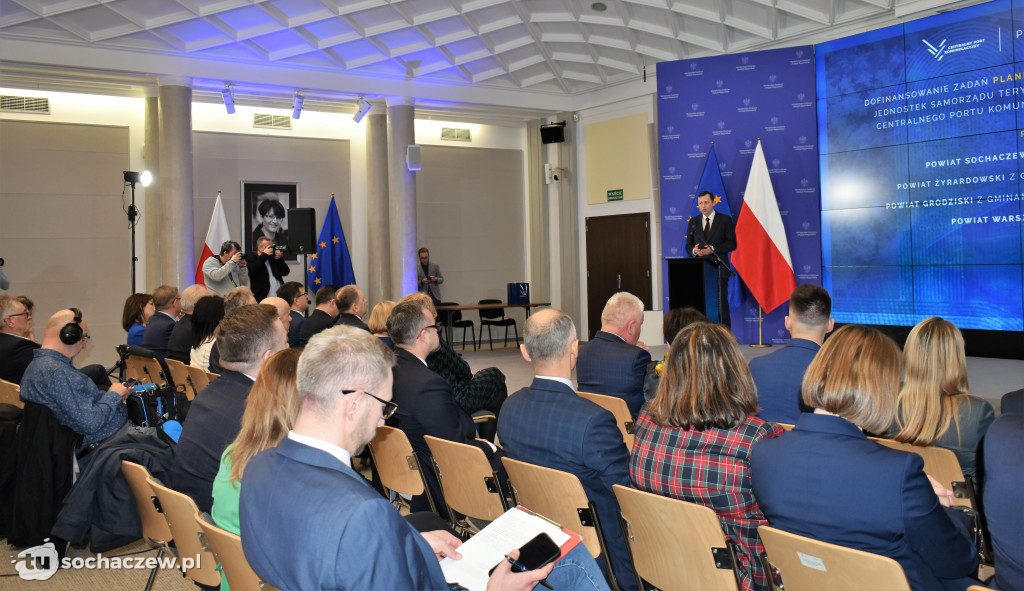 Bezpieczne drogi w ramach CPK: podpisanie umów