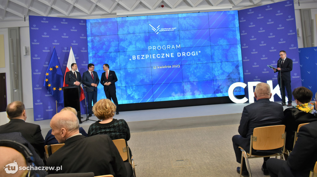 Bezpieczne drogi w ramach CPK: podpisanie umów