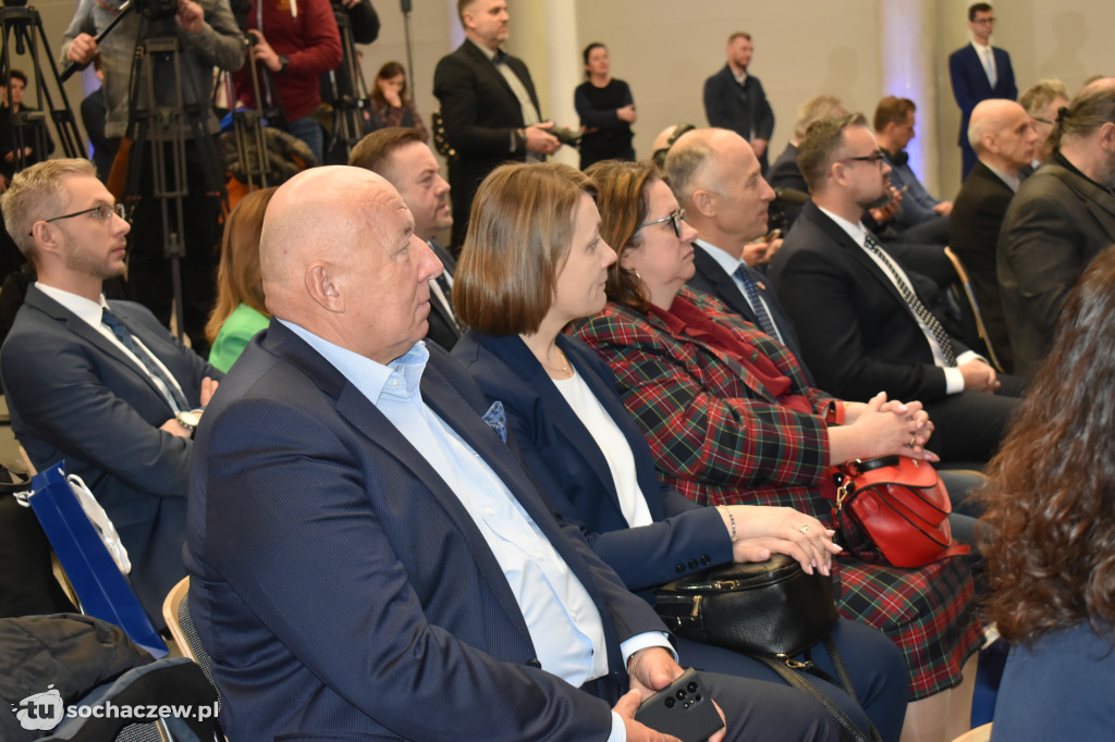 Bezpieczne drogi w ramach CPK: podpisanie umów