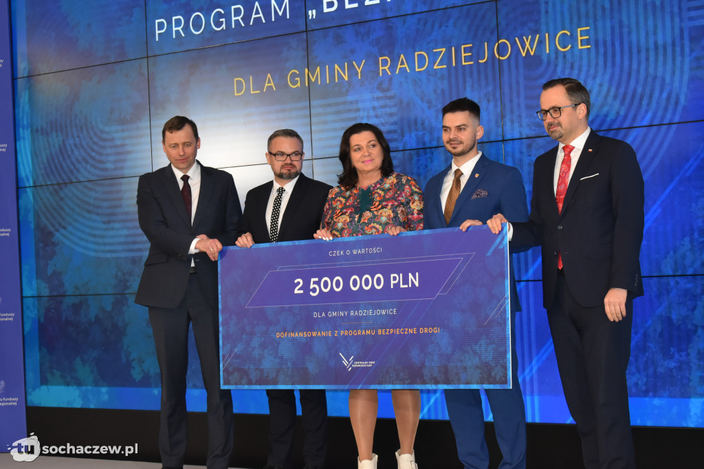 Bezpieczne drogi w ramach CPK: podpisanie umów