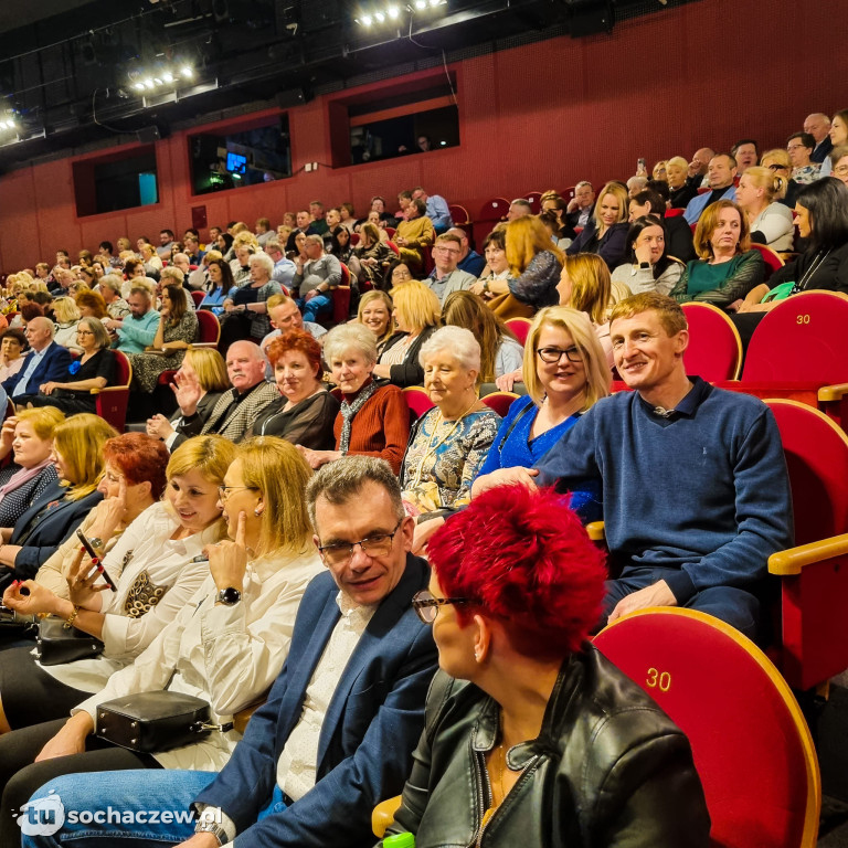 Wyjazd mieszkańców gminy Młodzieszyn do teatru