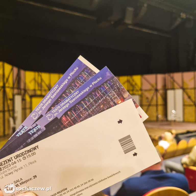 Wyjazd mieszkańców gminy Młodzieszyn do teatru