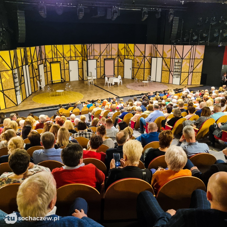 Wyjazd mieszkańców gminy Młodzieszyn do teatru