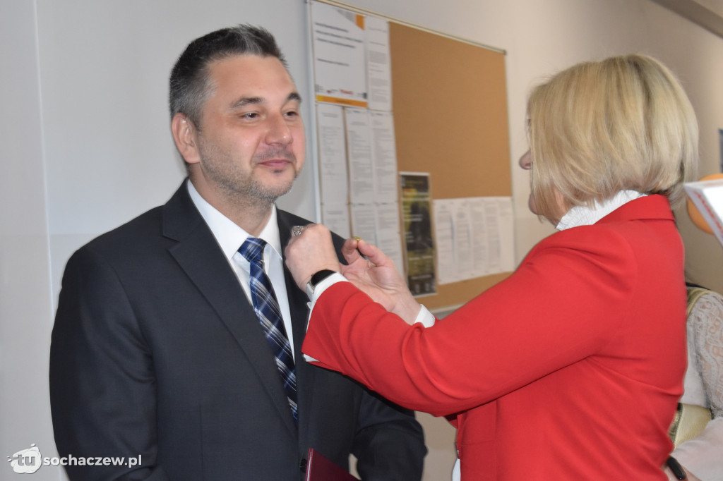 Ogrodnik z nowym partnerem