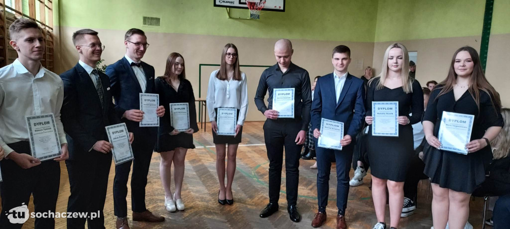 Iwaszkiewicz pożegnał absolwentów