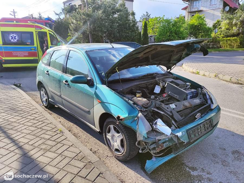 Zderzenie osobówki z motocyklem na Kochanowskiego