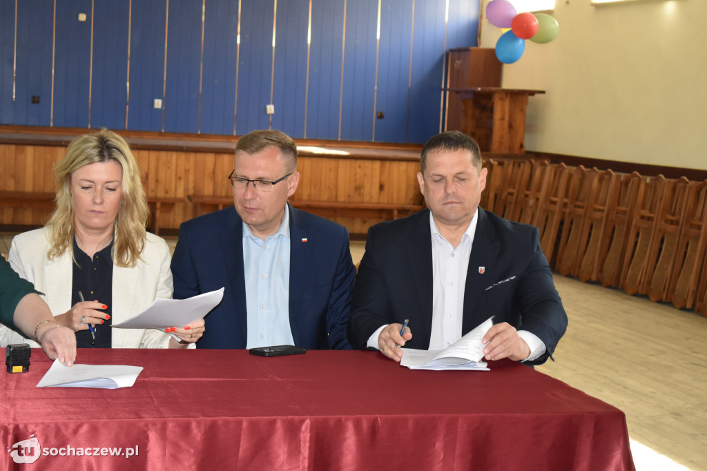 Wodociągowanie gminy Brochów: umowa podpisana