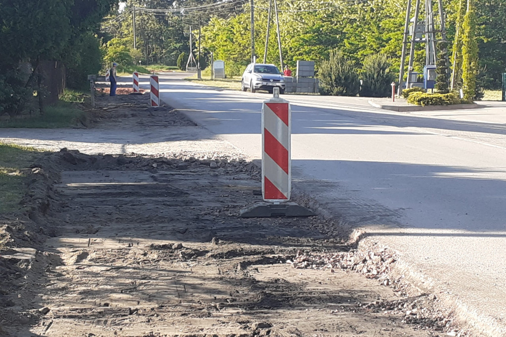 Budowa chodnika w Kamionie Poduchownym