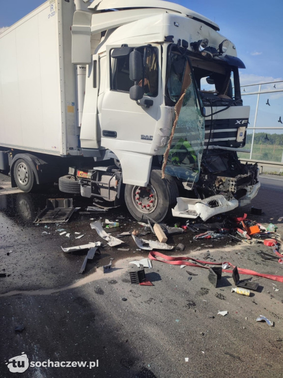 Zderzenie ciężarówek w Żdżarowie