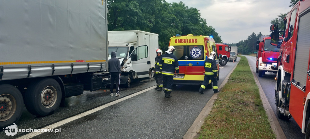 Zderzenie pojazdów na DK 50 w Nowym Kamionie