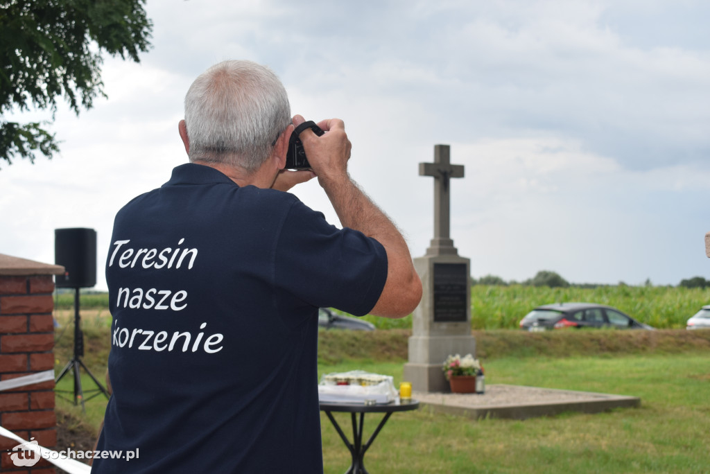 Otwarcie cmentarza w Dębówce