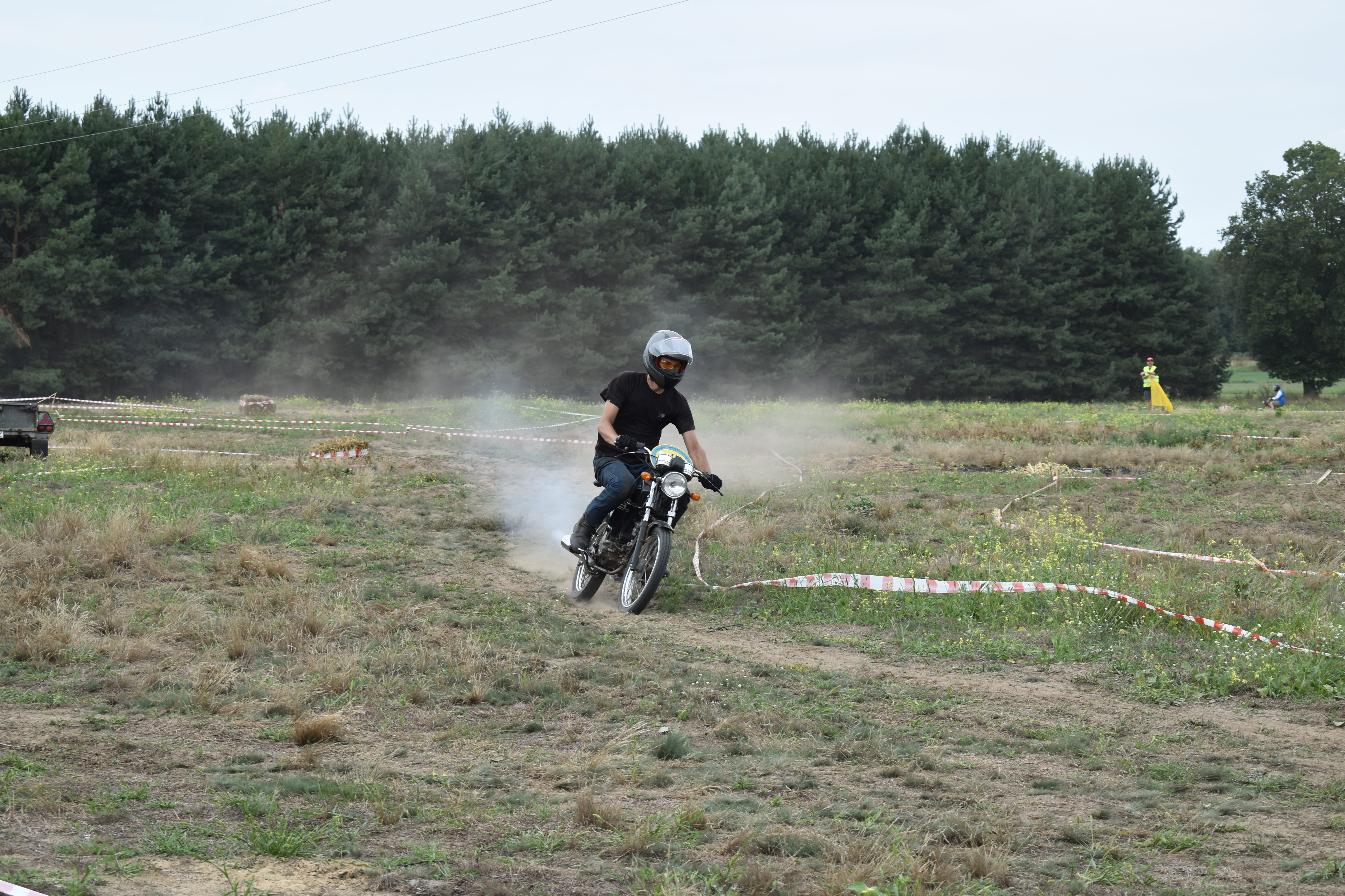 Cross Country Motocykli Zabytkowych i Klasycznych