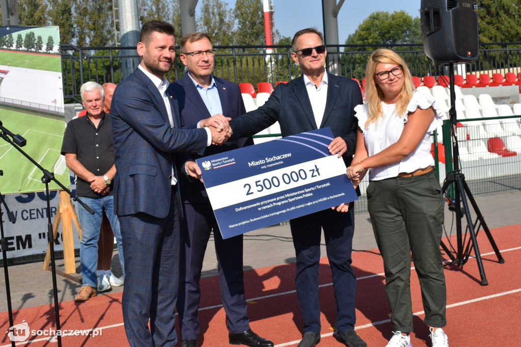 Dotacja na budowę nowego boiska
