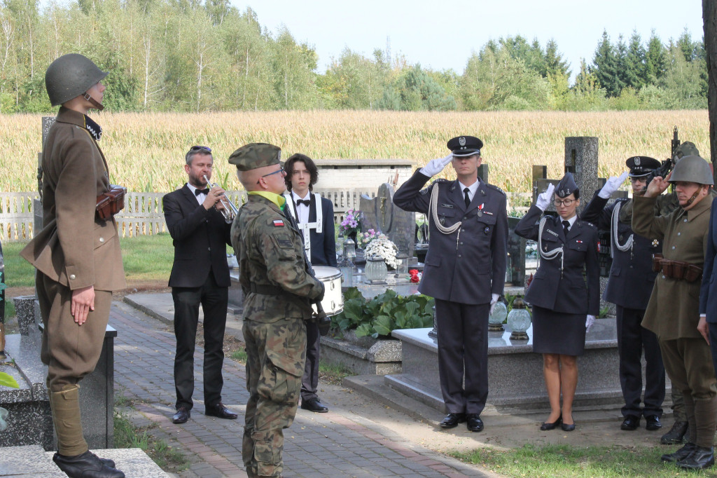 Obchody 22 września w Boryszewie