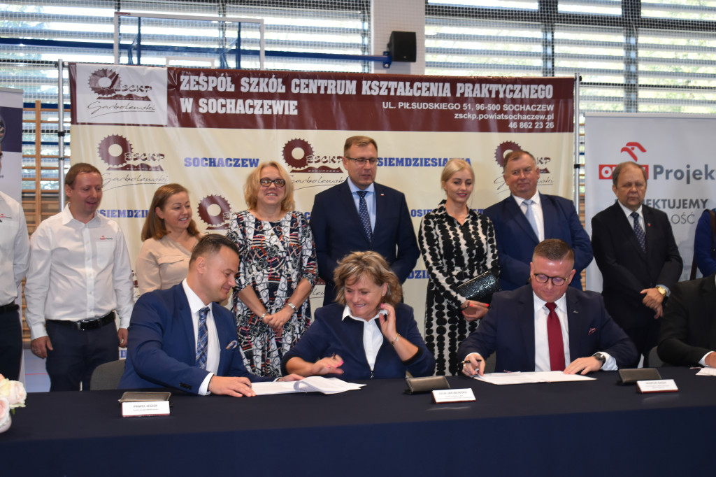Umowa w Osiemdziesiątce podpisana