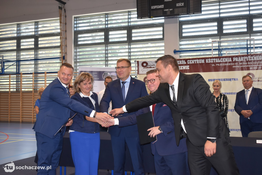 Umowa w Osiemdziesiątce podpisana