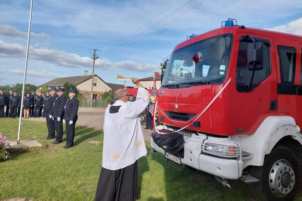 OSP Cypriany po remoncie i nowy wóz