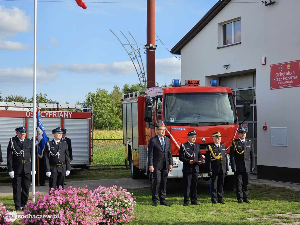 OSP Cypriany po remoncie i nowy wóz