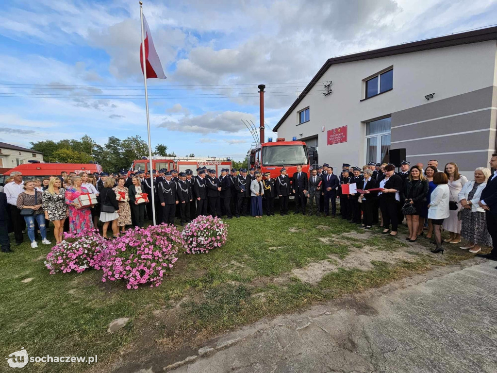 OSP Cypriany po remoncie i nowy wóz