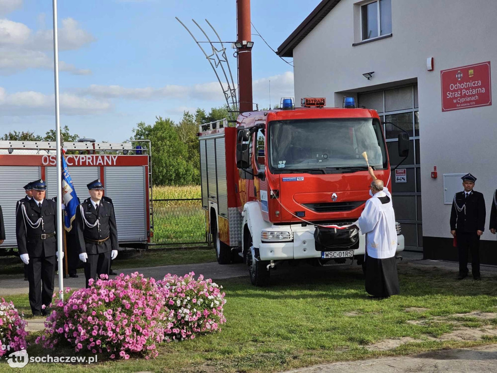 OSP Cypriany po remoncie i nowy wóz