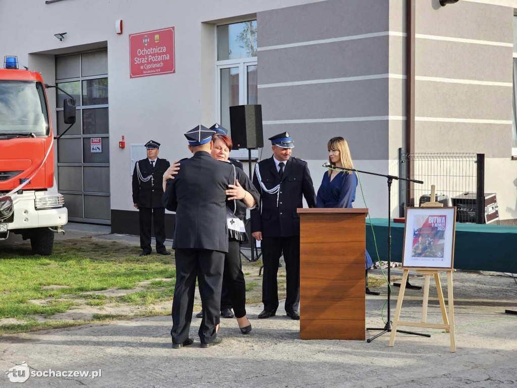 OSP Cypriany po remoncie i nowy wóz