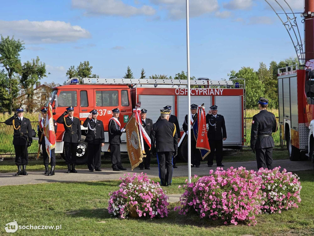 OSP Cypriany po remoncie i nowy wóz