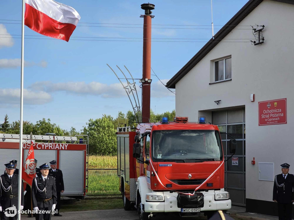 OSP Cypriany po remoncie i nowy wóz