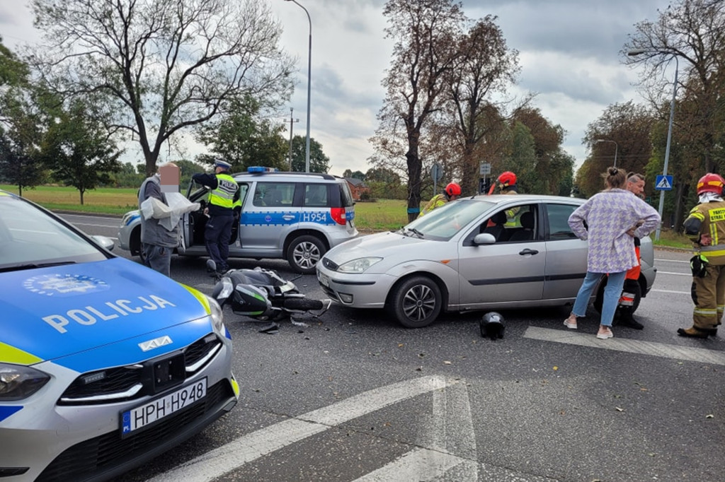 Zderzenie skutera z osobówką w Kozuszkach - Parcel