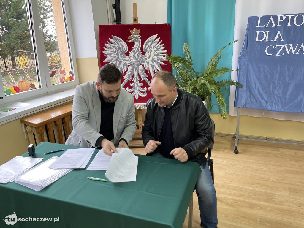 Darmowe laptopy trafiły do czwartoklasistów z gminy Iłów
