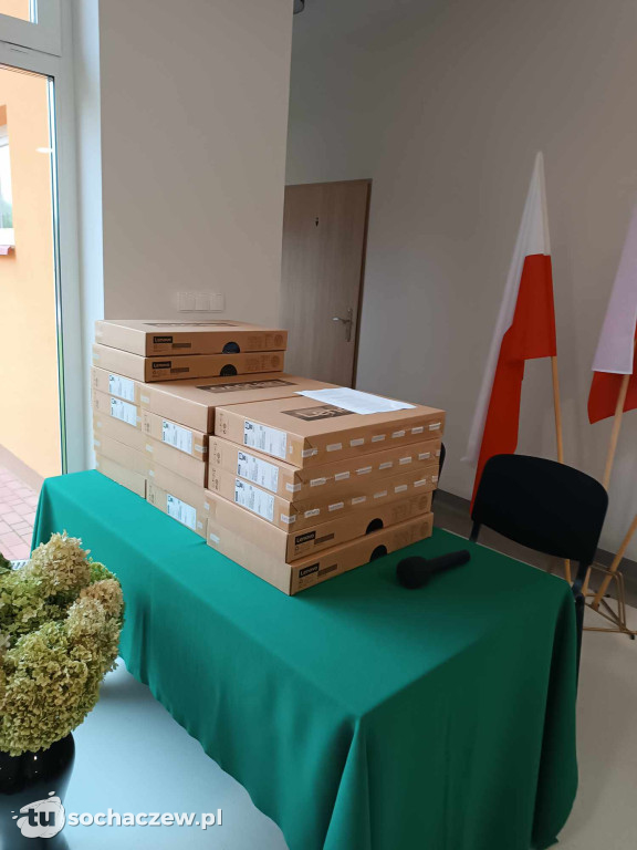 Darmowe laptopy trafiły do czwartoklasistów z gminy Iłów