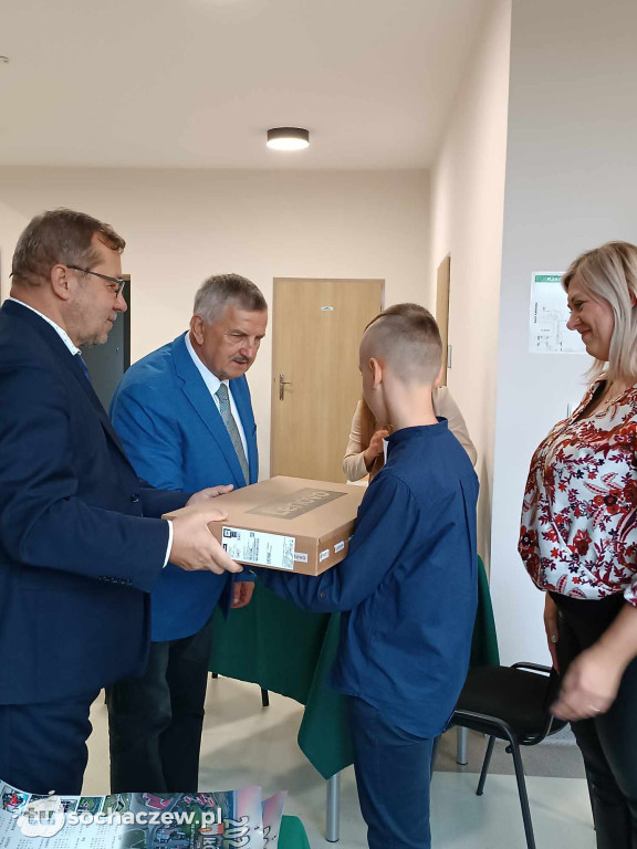 Darmowe laptopy trafiły do czwartoklasistów z gminy Iłów