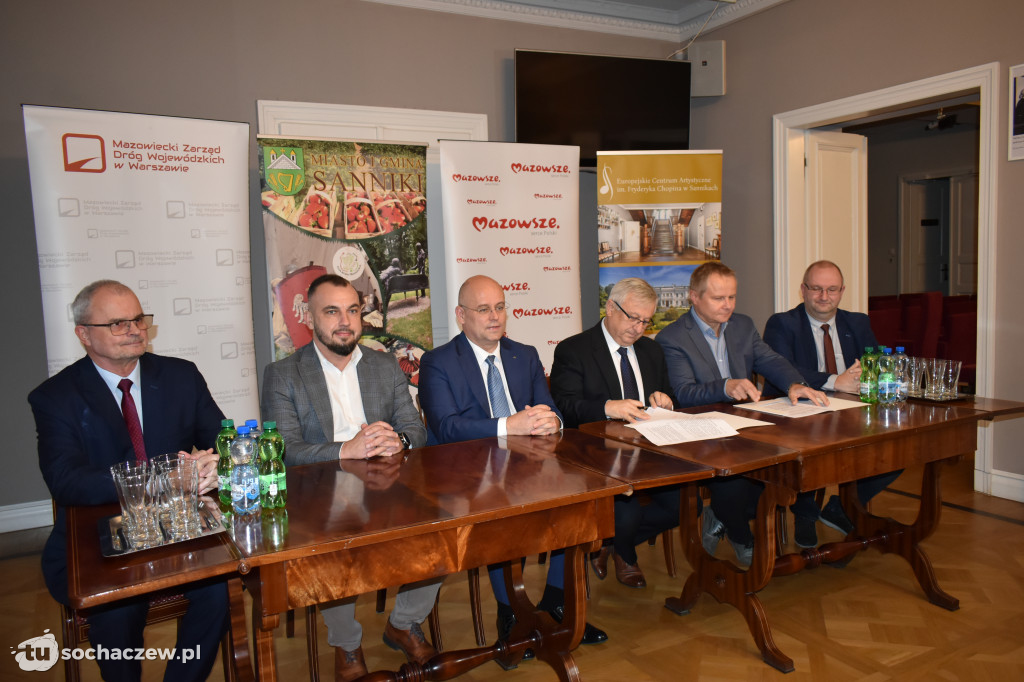 Rozbudowa drogi w Sannikach