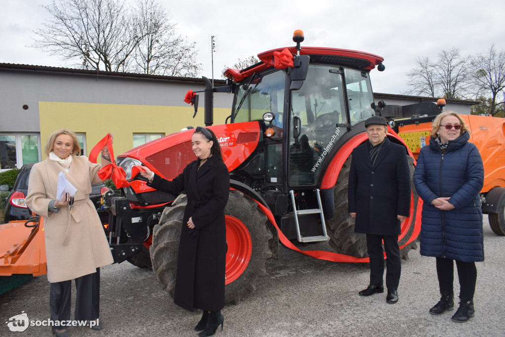 Powiatowy Zarząd Dróg z nowym sprzętem