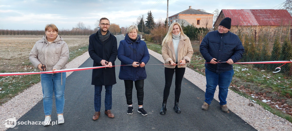 Zakończyła się przebudowa drogi gminnej Karolków Rybnowski - Nowa Wieś