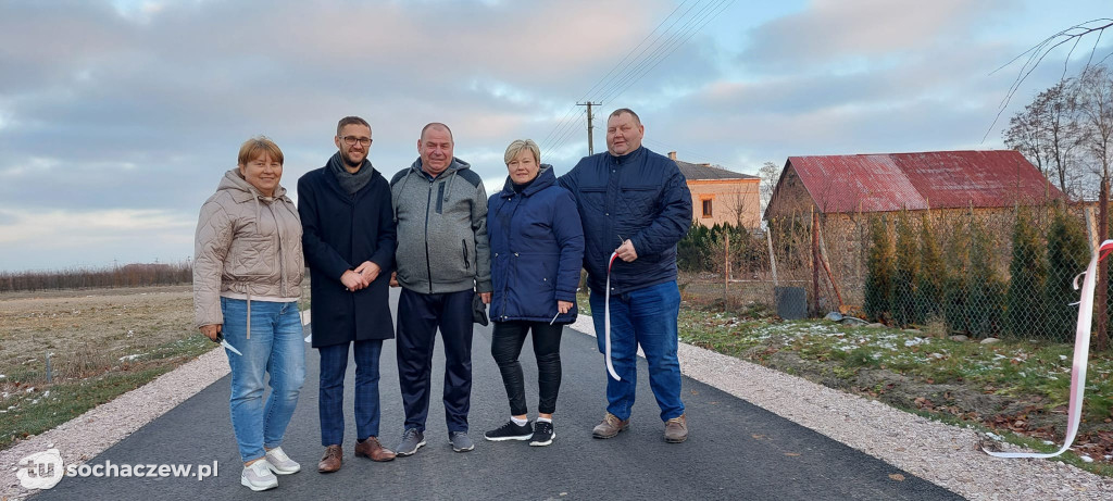 Zakończyła się przebudowa drogi gminnej Karolków Rybnowski - Nowa Wieś