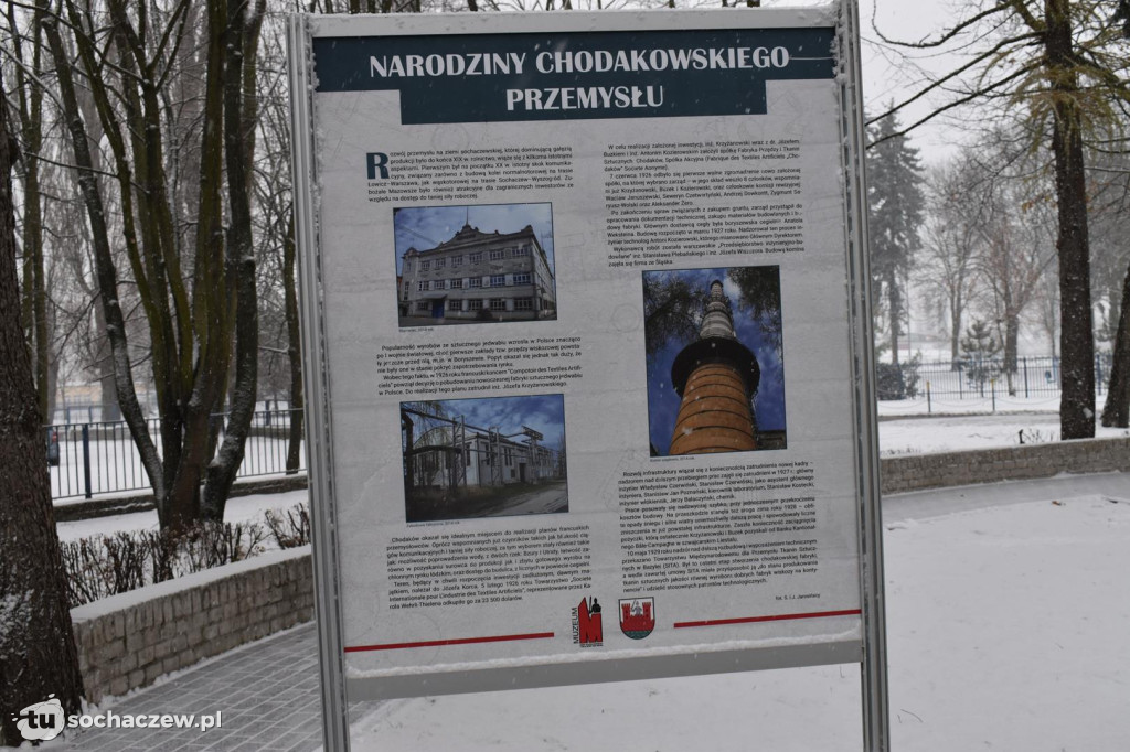 Odsłonięcie tablicy pamiątkowej w Chodakowie