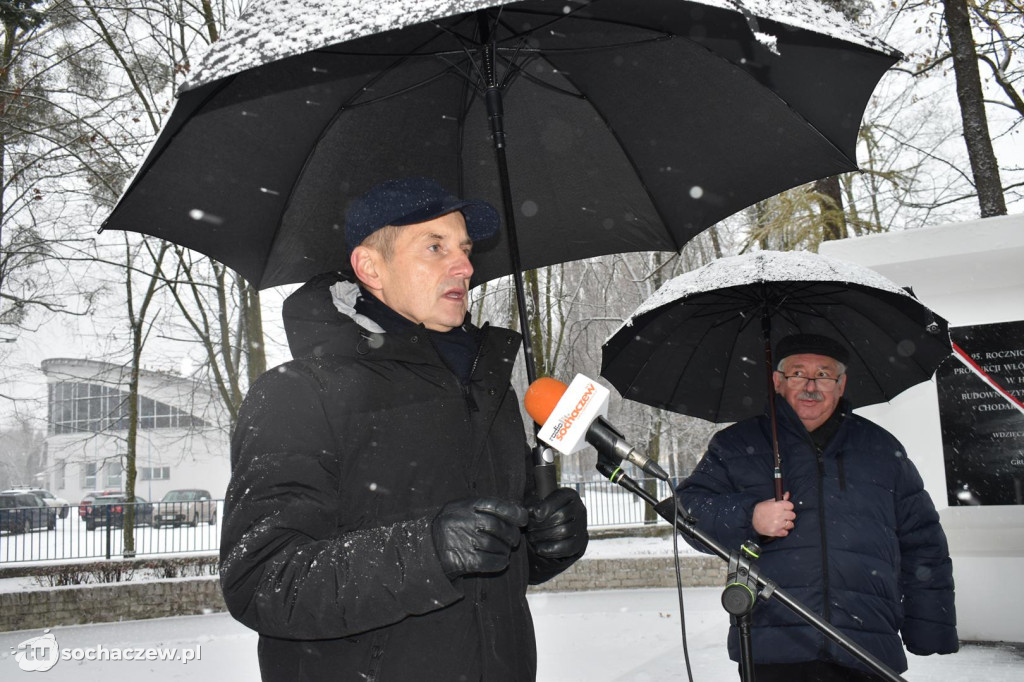 Odsłonięcie tablicy pamiątkowej w Chodakowie