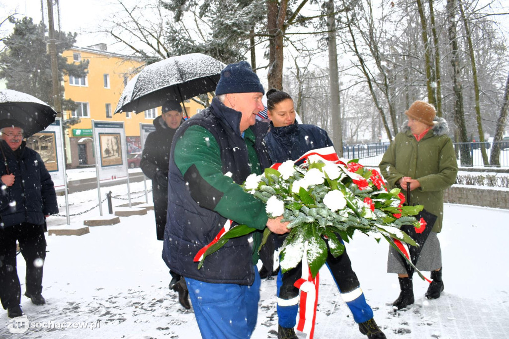 Odsłonięcie tablicy pamiątkowej w Chodakowie