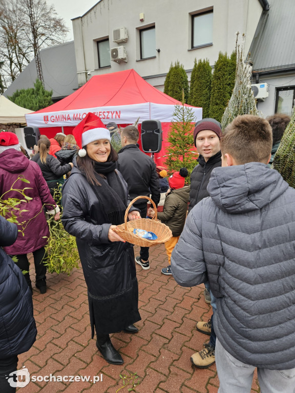 Akcja Choinka pod Choinkę w Młodzieszynie