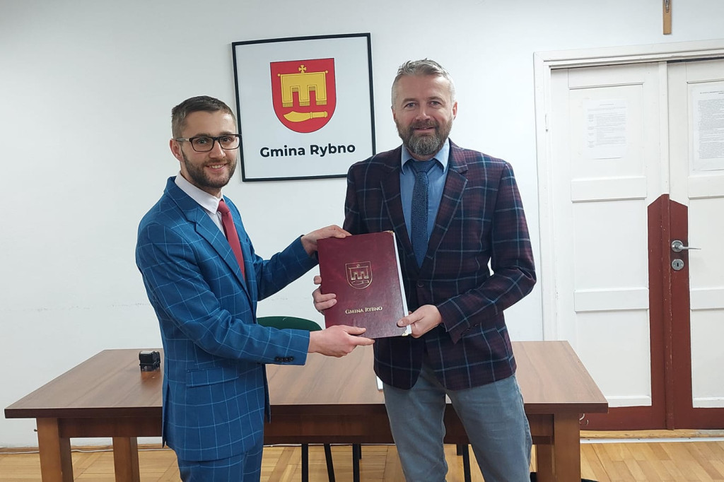 Umowa na odbiór odpadów komunalnych podpisana